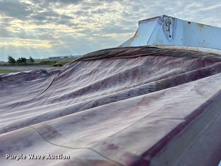 image for item EF6071 2004 Clement LW3834-AIR end dump trailer