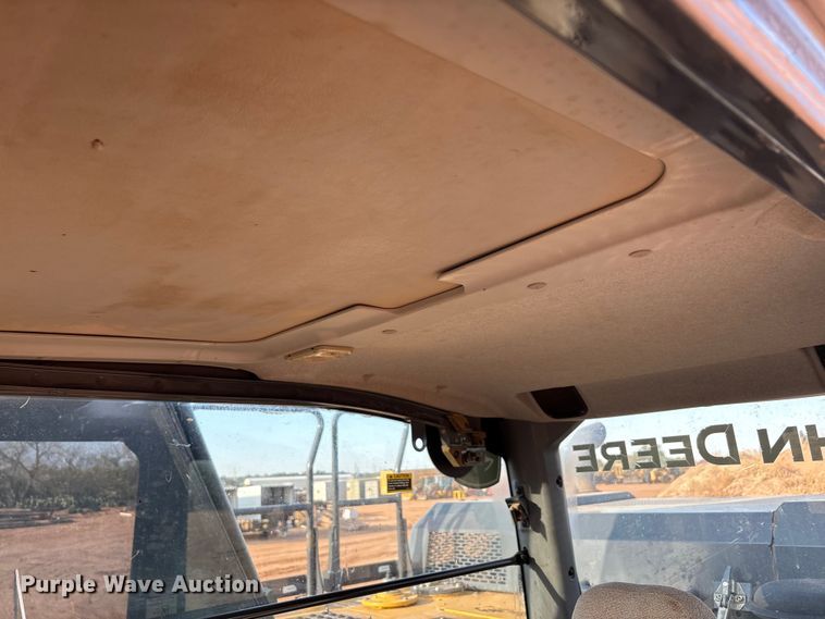 image for item EF6073 2014 John Deere 250G excavator