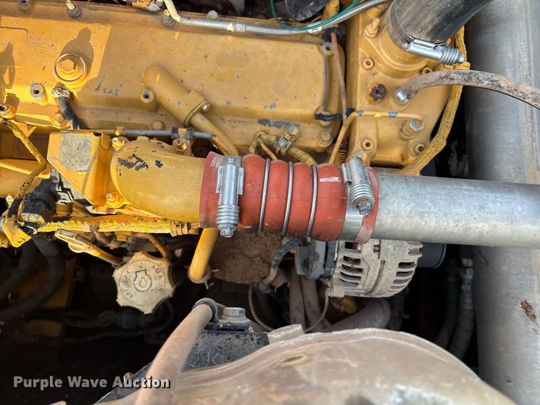 image for item EF6073 2014 John Deere 250G excavator