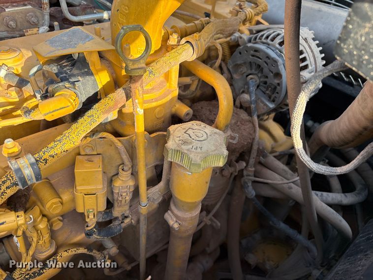 image for item EF6073 2014 John Deere 250G excavator