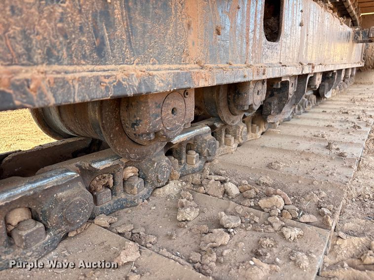 image for item EF6073 2014 John Deere 250G excavator