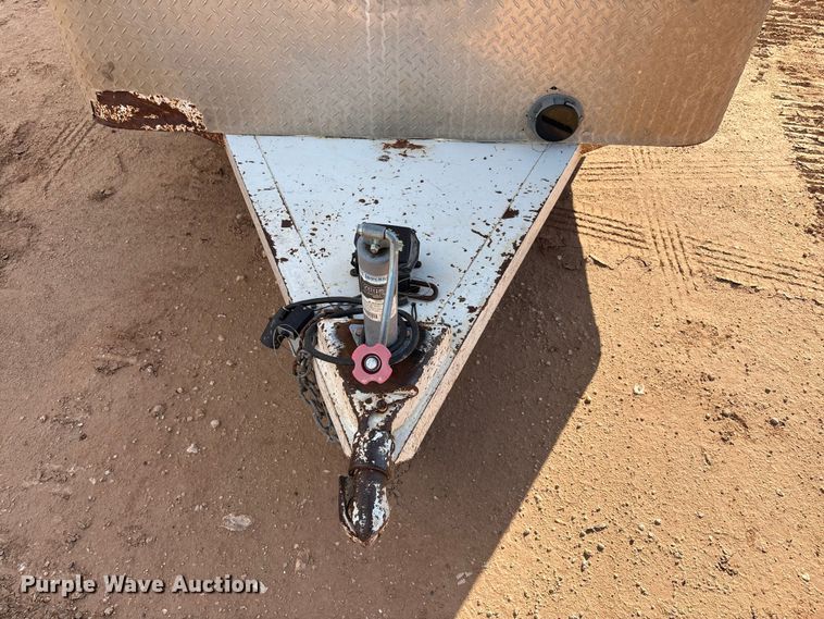 image for item EF6074 2009 W-W  enclosed cargo trailer