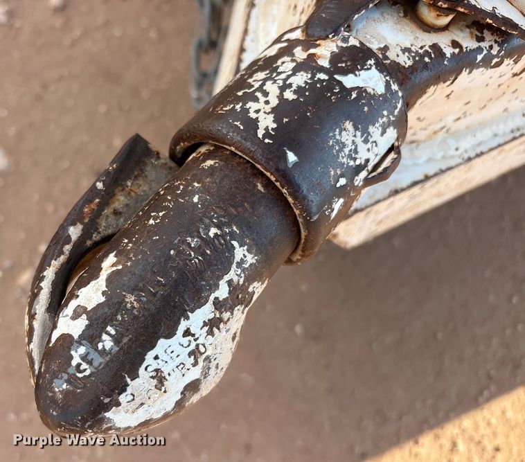 image for item EF6074 2009 W-W  enclosed cargo trailer