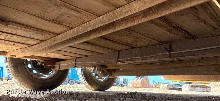 image for item EF6074 2009 W-W  enclosed cargo trailer