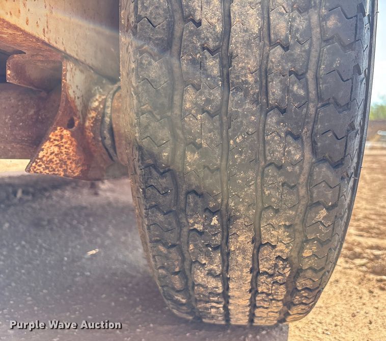 image for item EF6074 2009 W-W  enclosed cargo trailer