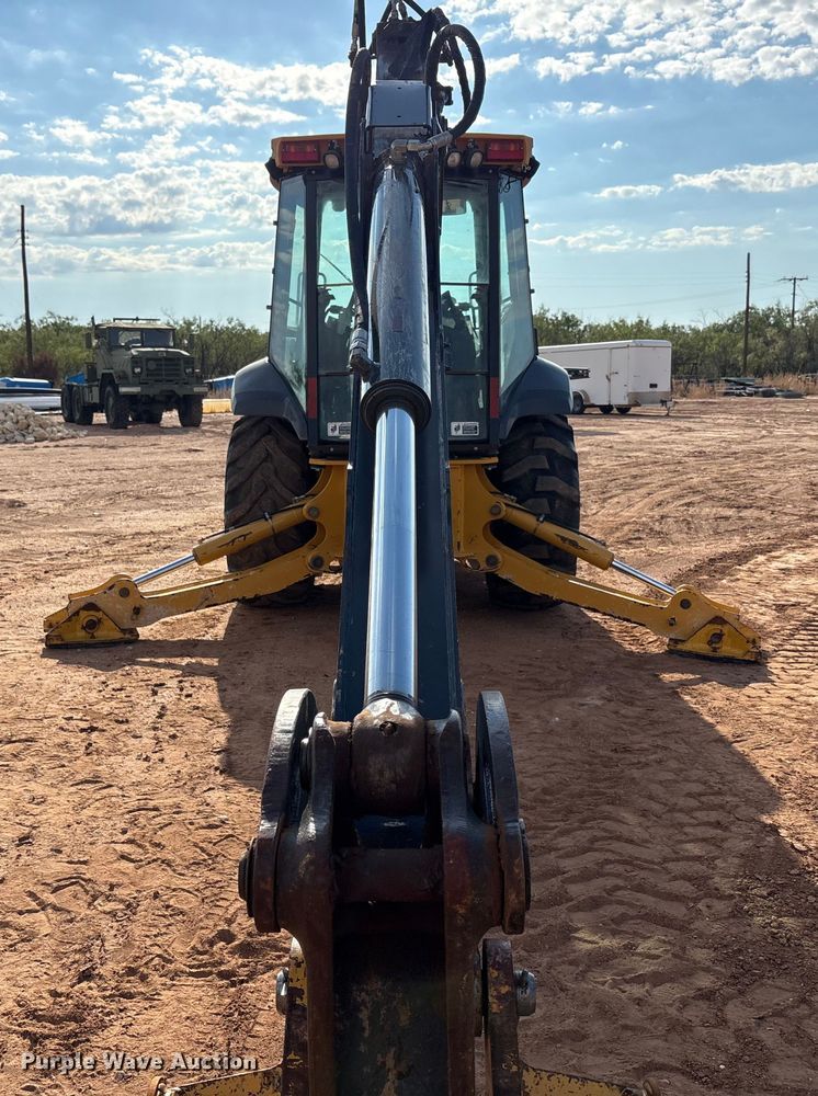 image for item EF6075 2014 John Deere 310SK backhoe