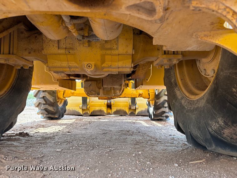 image for item EF6075 2014 John Deere 310SK backhoe