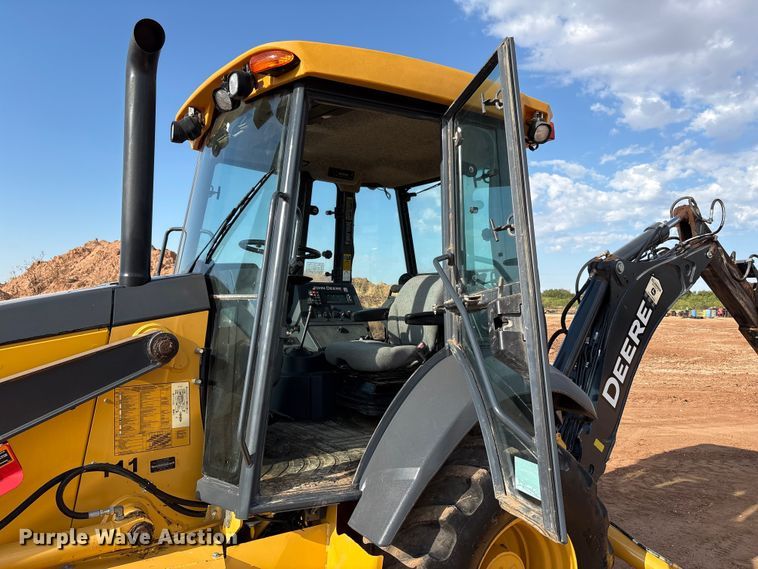 image for item EF6075 2014 John Deere 310SK backhoe