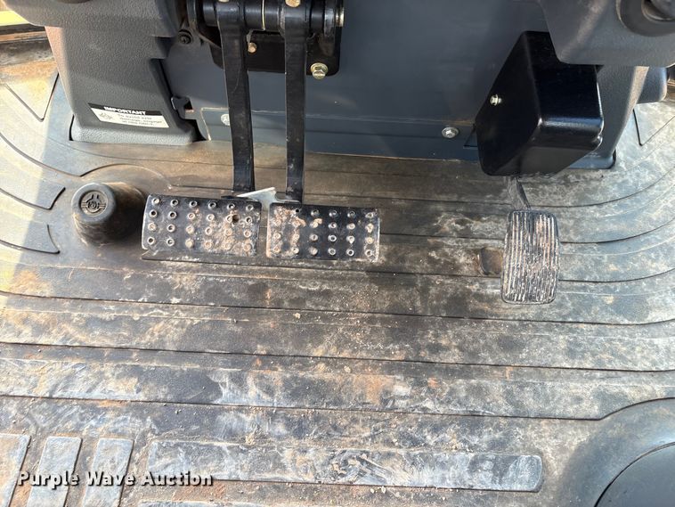 image for item EF6075 2014 John Deere 310SK backhoe