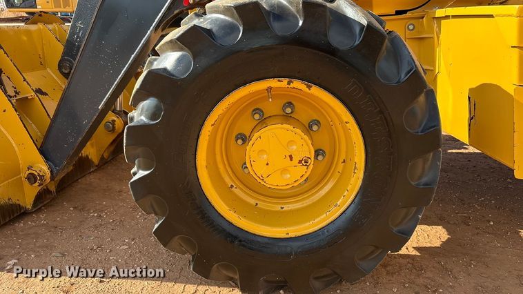 image for item EF6075 2014 John Deere 310SK backhoe