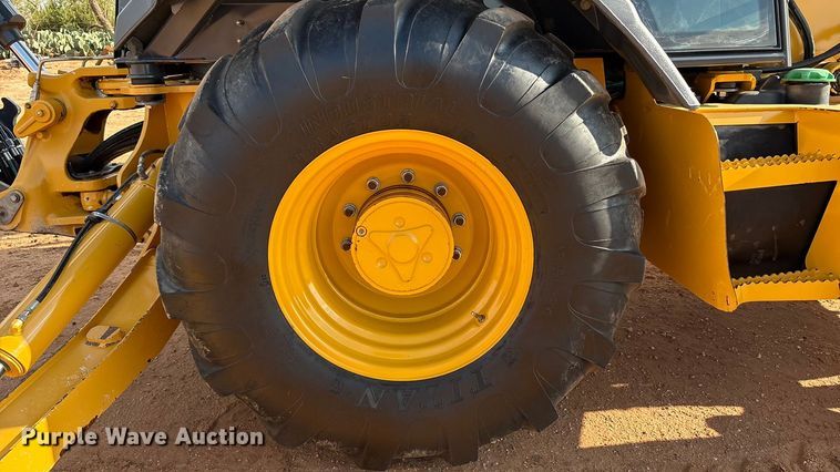 image for item EF6075 2014 John Deere 310SK backhoe