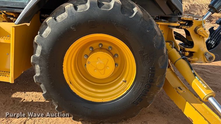 image for item EF6075 2014 John Deere 310SK backhoe