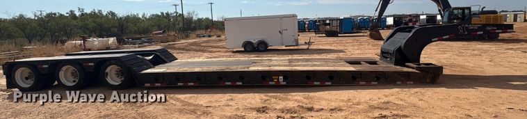 image for item EF6076 2011 Etnyre Blackhawk limited lowboy equipment trailer