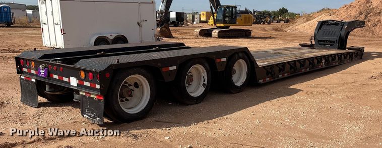 image for item EF6076 2011 Etnyre Blackhawk limited lowboy equipment trailer