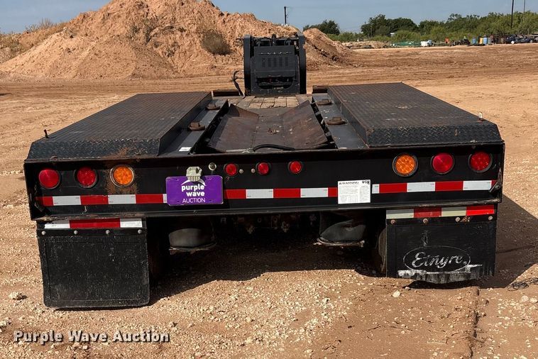 image for item EF6076 2011 Etnyre Blackhawk limited lowboy equipment trailer