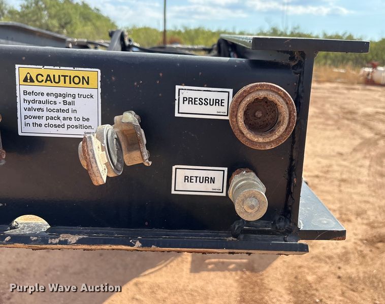 image for item EF6076 2011 Etnyre Blackhawk limited lowboy equipment trailer