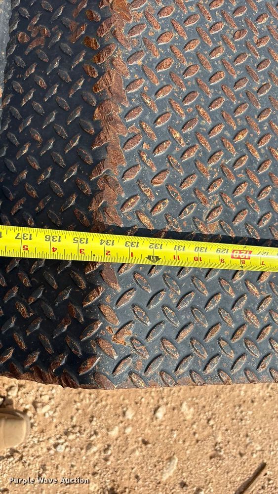 image for item EF6076 2011 Etnyre Blackhawk limited lowboy equipment trailer