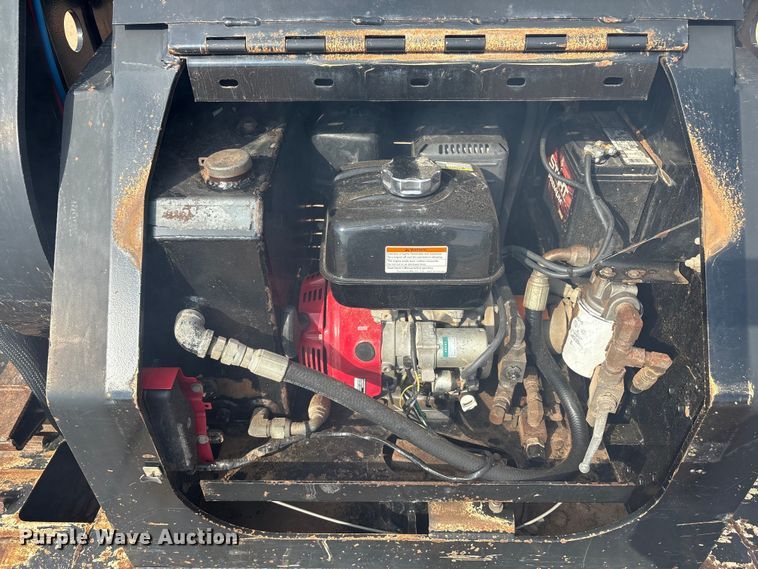 image for item EF6076 2011 Etnyre Blackhawk limited lowboy equipment trailer