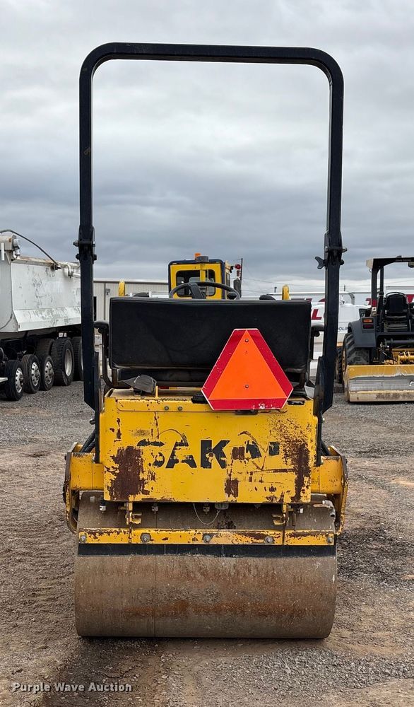 image for item EF6082 2007 Sakai SW320 double drum vibratory roller