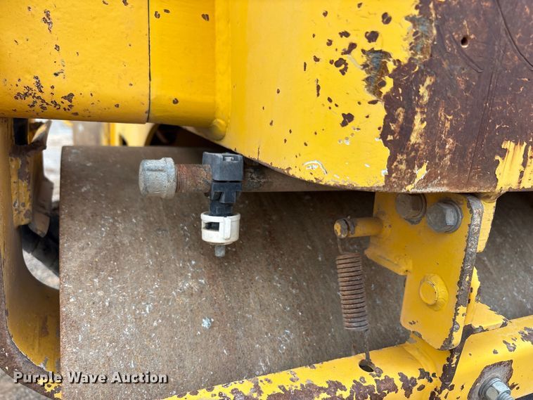 image for item EF6082 2007 Sakai SW320 double drum vibratory roller