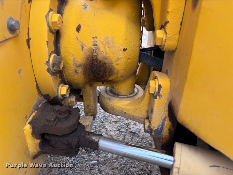 image for item EF6082 2007 Sakai SW320 double drum vibratory roller