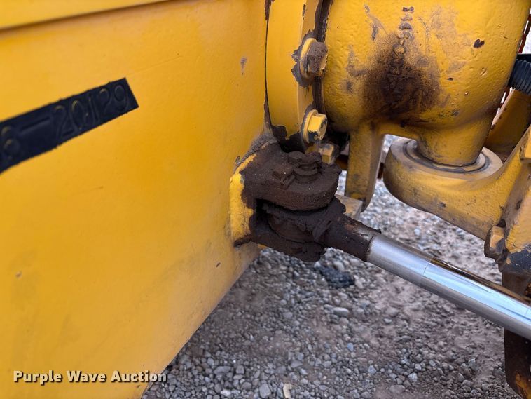 image for item EF6082 2007 Sakai SW320 double drum vibratory roller