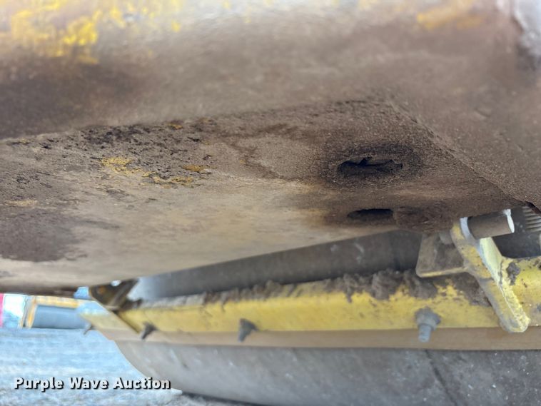 image for item EF6082 2007 Sakai SW320 double drum vibratory roller