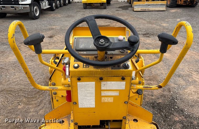 image for item EF6082 2007 Sakai SW320 double drum vibratory roller