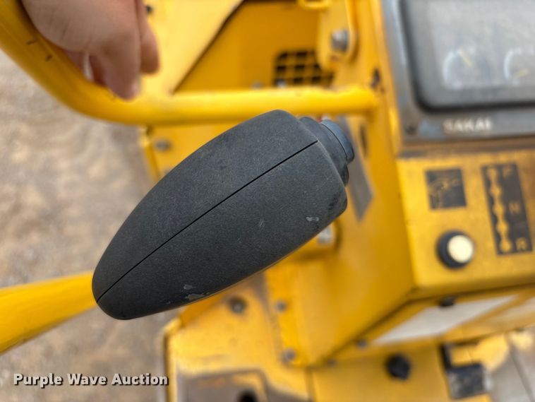 image for item EF6082 2007 Sakai SW320 double drum vibratory roller