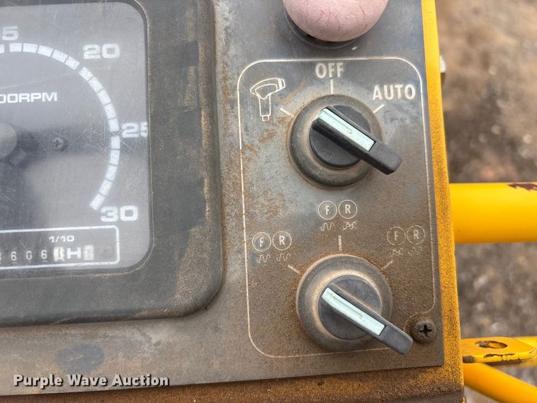 image for item EF6082 2007 Sakai SW320 double drum vibratory roller