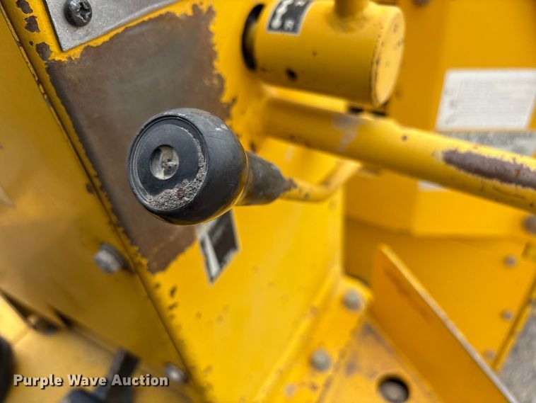 image for item EF6082 2007 Sakai SW320 double drum vibratory roller