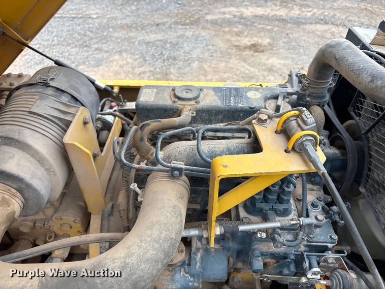 image for item EF6082 2007 Sakai SW320 double drum vibratory roller