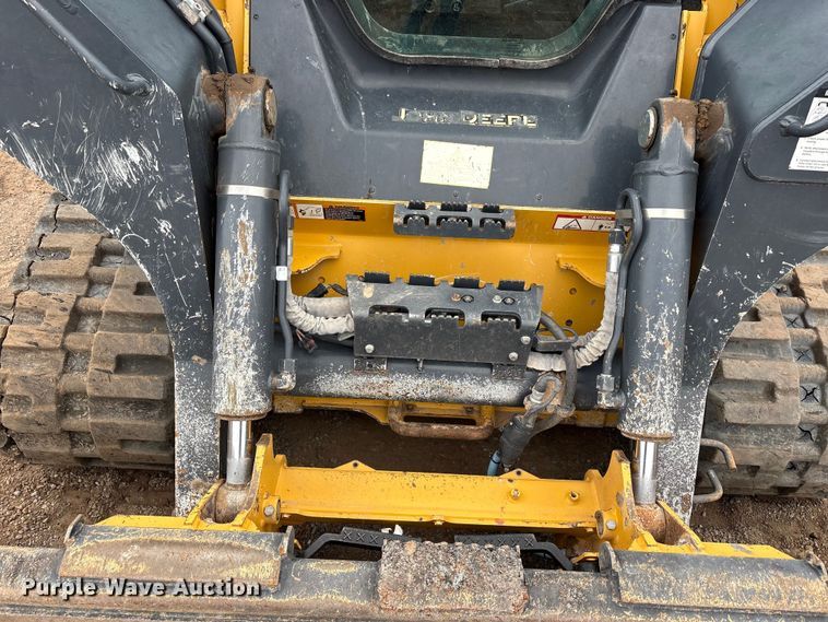 image for item EF6083 2021 John Deere 333G tracked skid steer loader