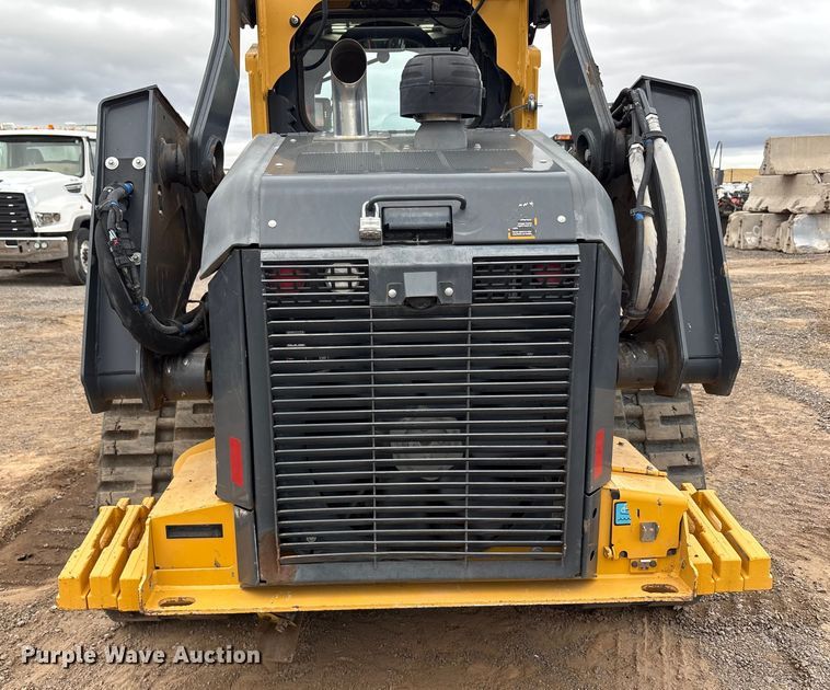 image for item EF6083 2021 John Deere 333G tracked skid steer loader