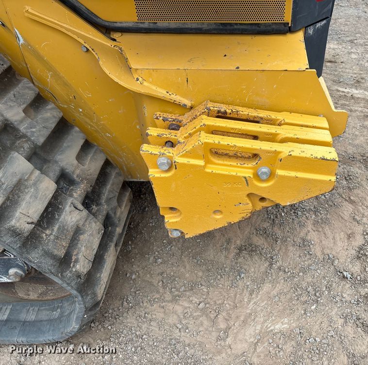 image for item EF6083 2021 John Deere 333G tracked skid steer loader