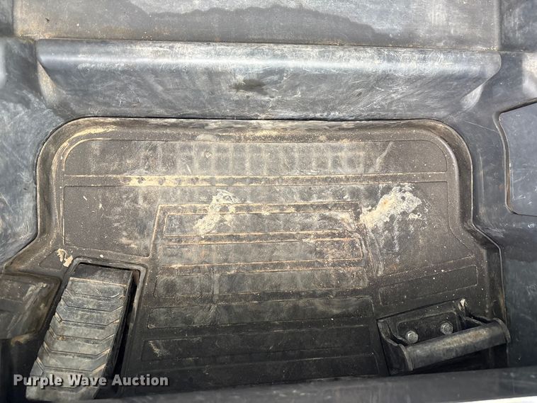 image for item EF6083 2021 John Deere 333G tracked skid steer loader