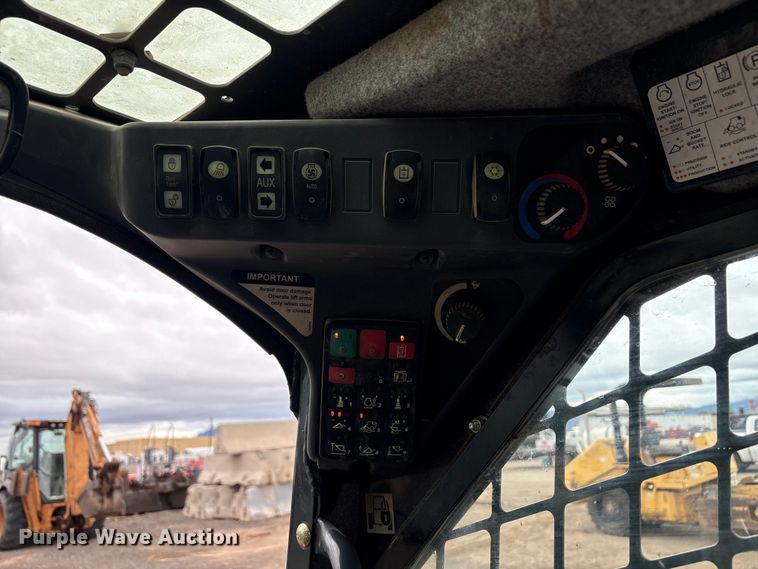 image for item EF6083 2021 John Deere 333G tracked skid steer loader