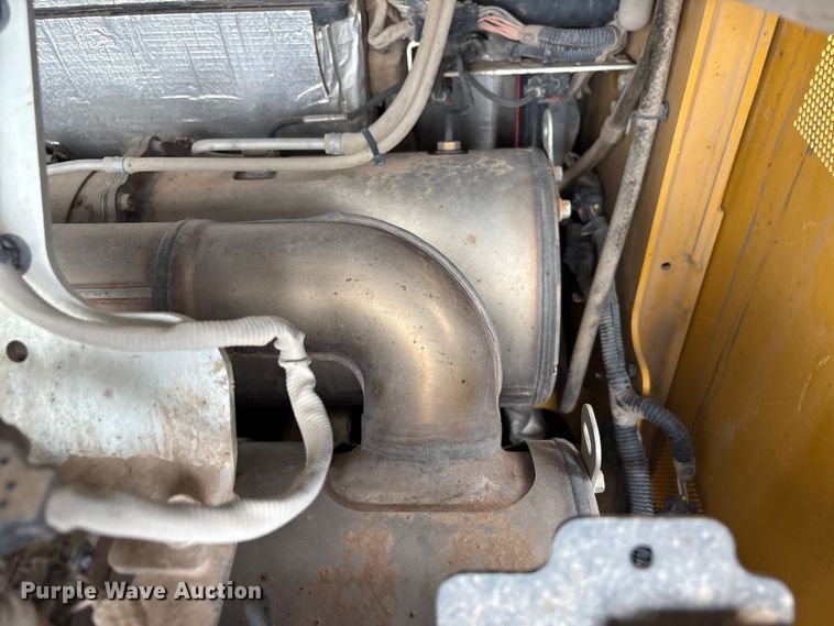 image for item EF6083 2021 John Deere 333G tracked skid steer loader