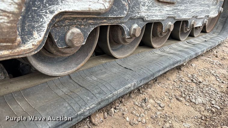 image for item EF6083 2021 John Deere 333G tracked skid steer loader