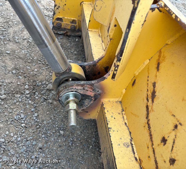 image for item EF6084 2007 Sakai SV201TF single drum vibratory roller