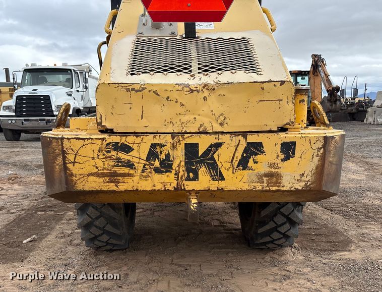 image for item EF6084 2007 Sakai SV201TF single drum vibratory roller