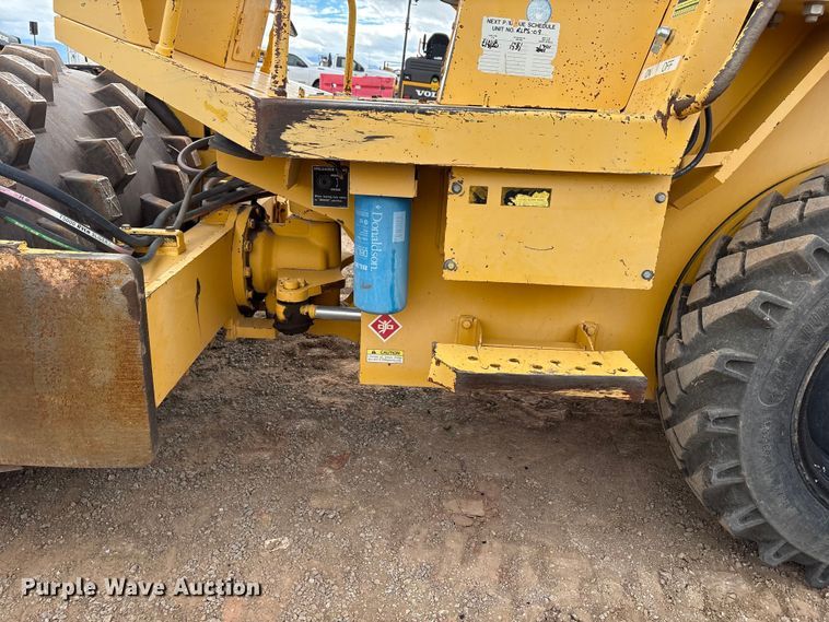 image for item EF6084 2007 Sakai SV201TF single drum vibratory roller