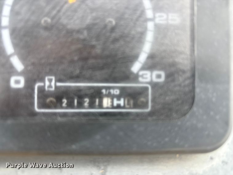 image for item EF6084 2007 Sakai SV201TF single drum vibratory roller