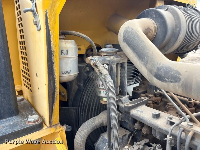 image for item EF6084 2007 Sakai SV201TF single drum vibratory roller