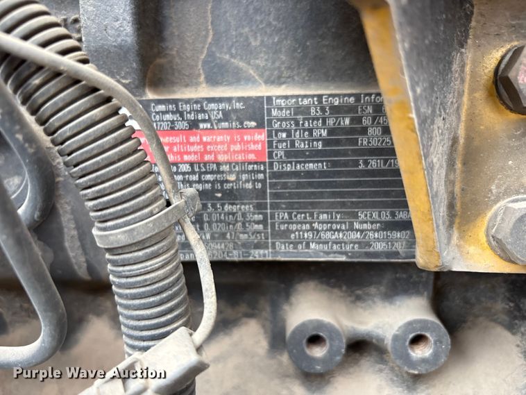 image for item EF6084 2007 Sakai SV201TF single drum vibratory roller