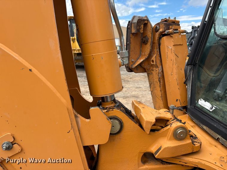 image for item EF6086 2011 Case 580 Super N backhoe