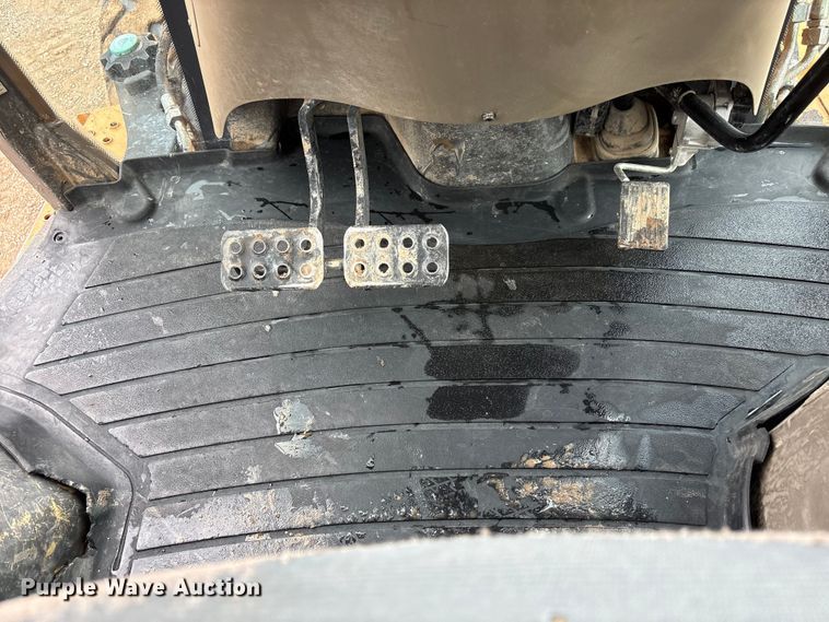 image for item EF6086 2011 Case 580 Super N backhoe