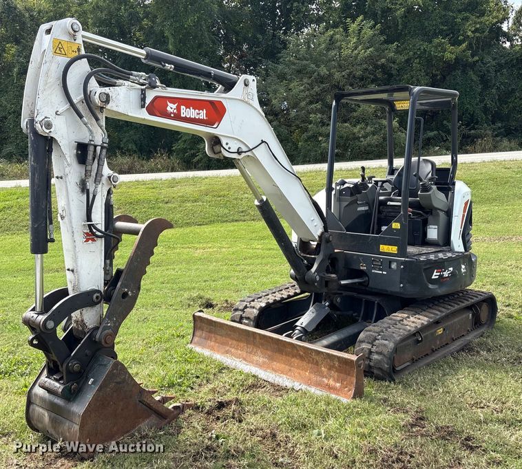 EXCAVADORA 2023 BOBCAT E42