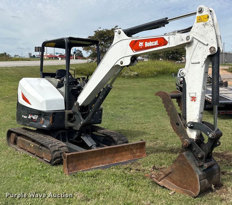 EXCAVADORA 2023 BOBCAT E42