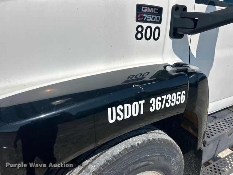 image for item EK8396 2009 GMC C7500 forestry bucket truck